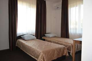 Гостиница Терская 33А Анапа Стандартный двухместный номер с 1 кроватью или 2 отдельными кроватями-1